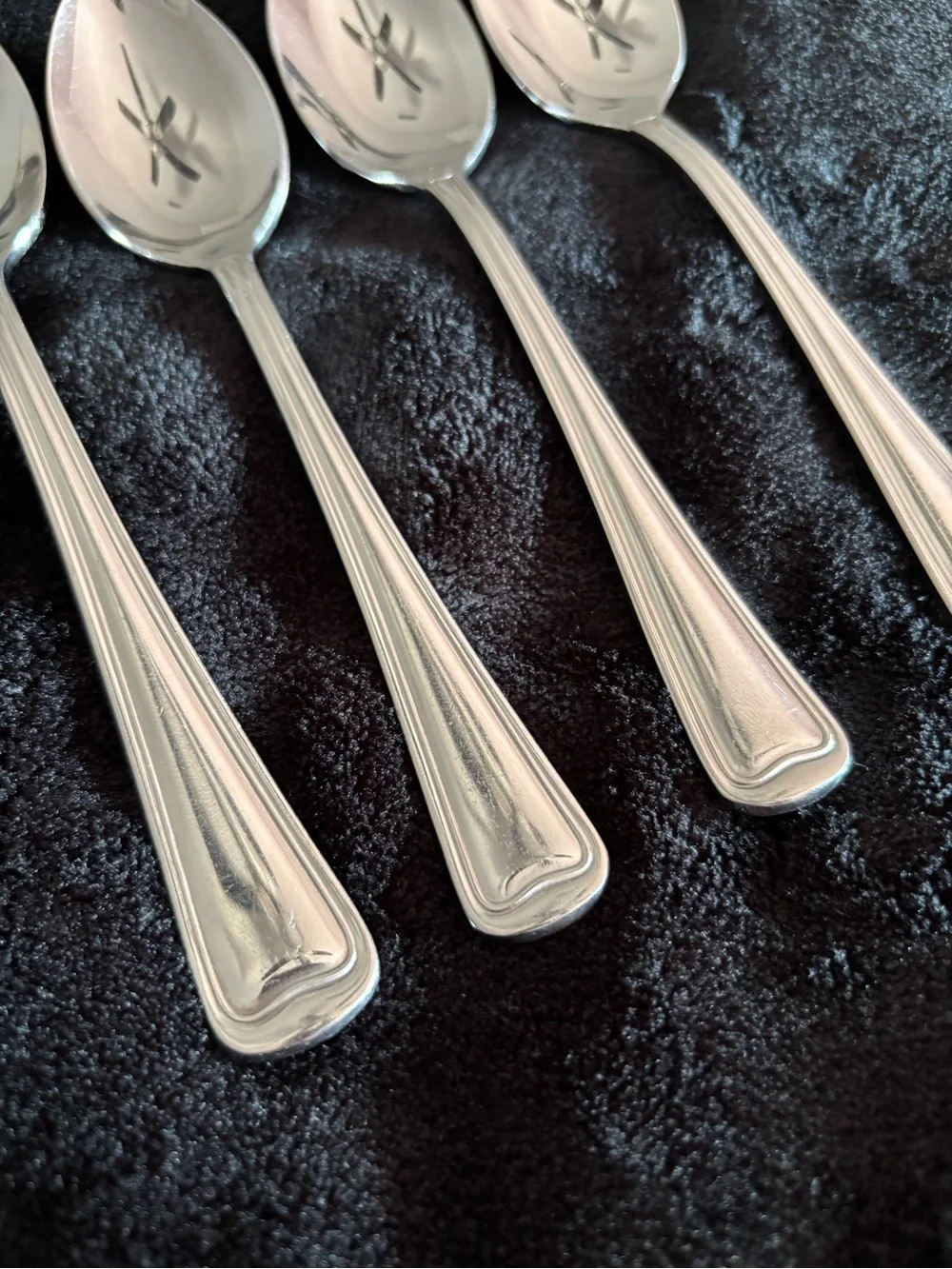 VTG Gorham Monet  Stainless Steel Set Of 4 Oval Soup Spoons 7 & 6” Outline Edge